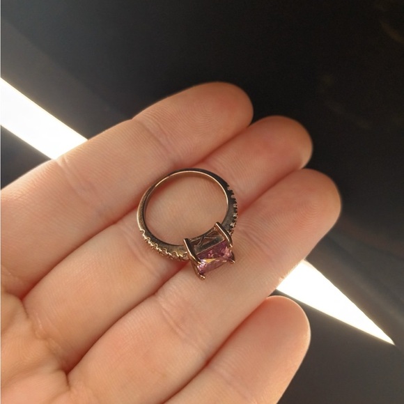 Pink Moissanite (Cush 8x8mm), White Moissanite Ring in Vermeil RG Over Sterling - Picture 5 of 6